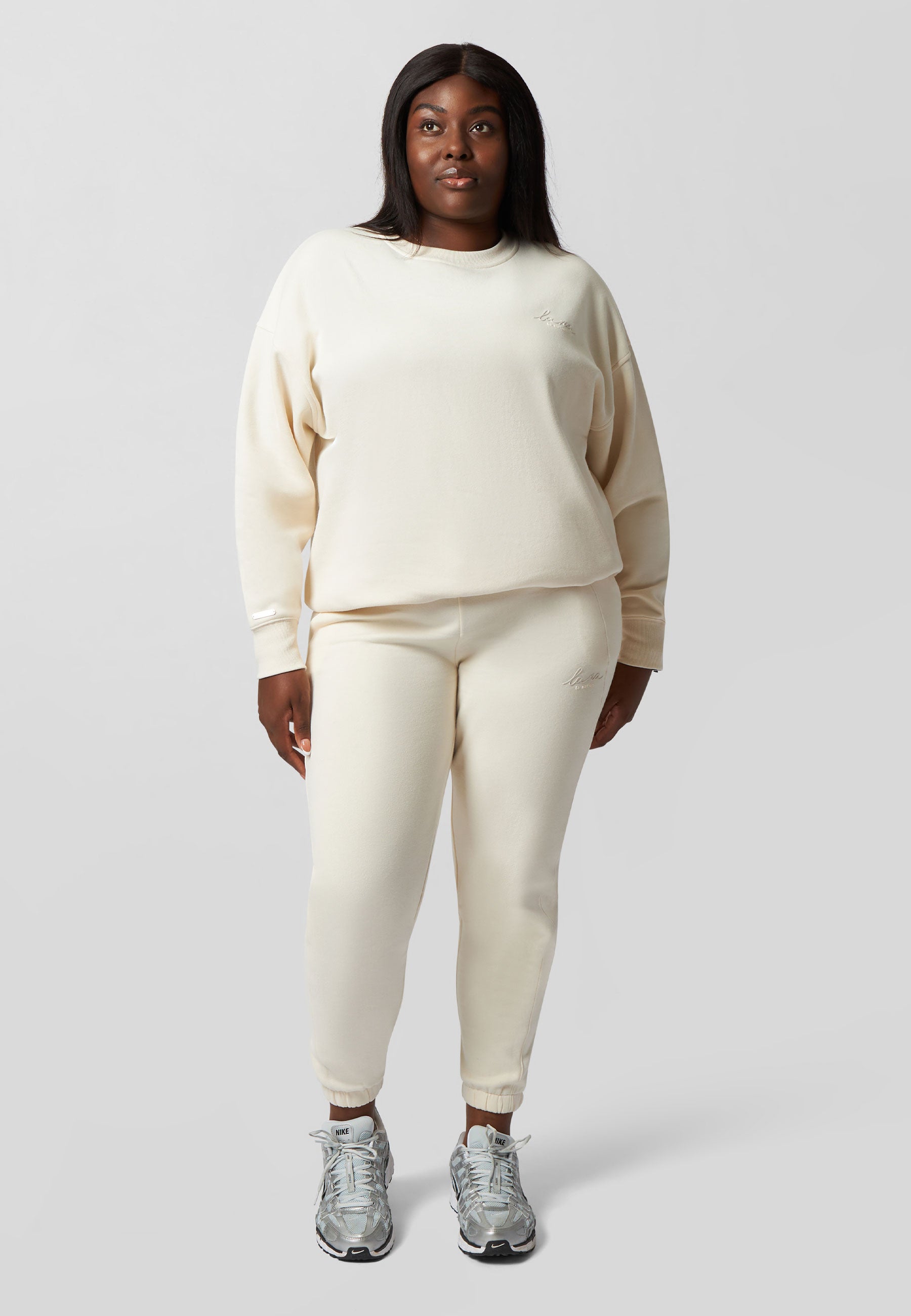 EssentialOversizedSweatshirt-Cream-LAN438-5.jpg